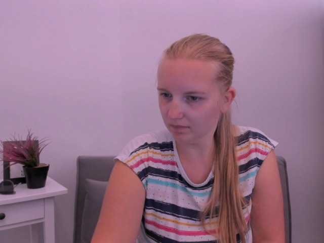 RoseNatural Live-Cam auf BongaCams