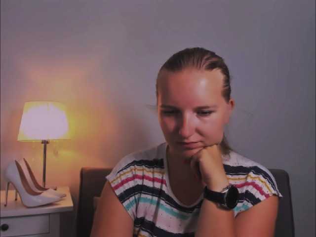 RoseNatural live cam on BongaCams