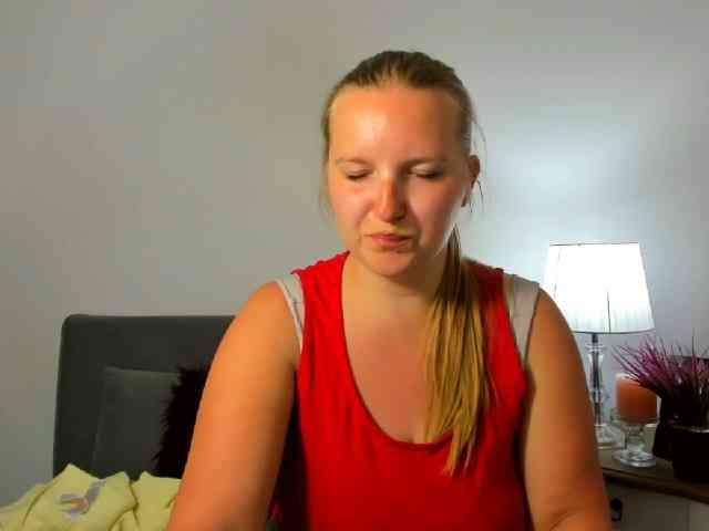 RoseNatural Live Webcam on BongaCams