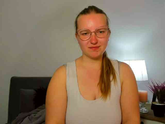 RoseNatural Live Webcam on BongaCams