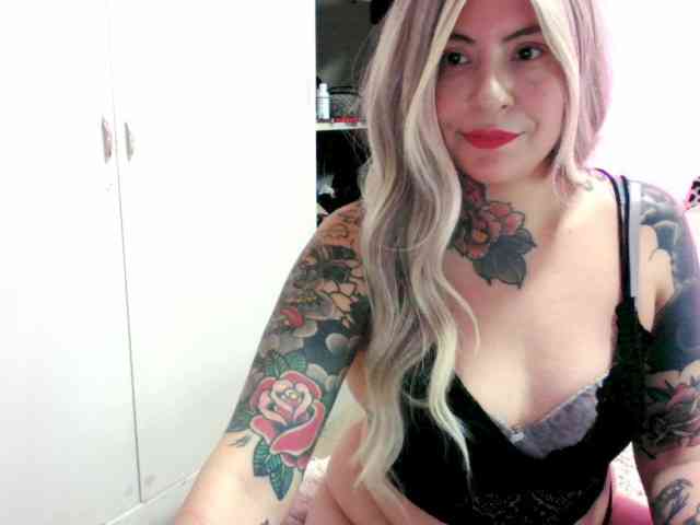 Gatitahornygrr webcam