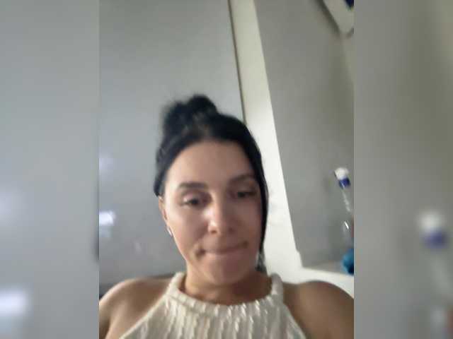go to chat with Mishel6661