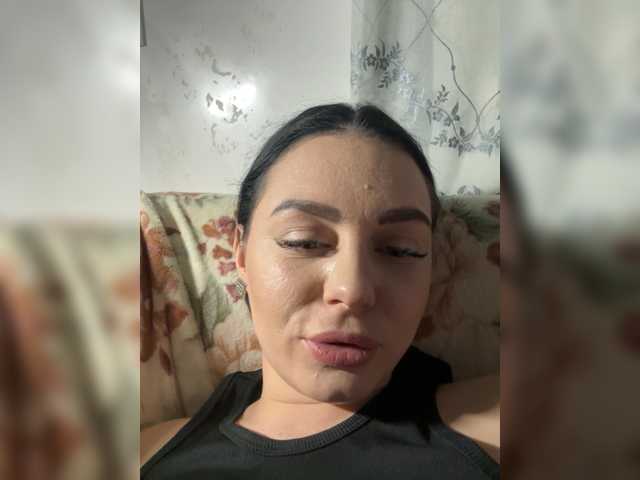 Mishkaa7771 live cam