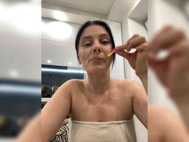Mishel6661 webcam