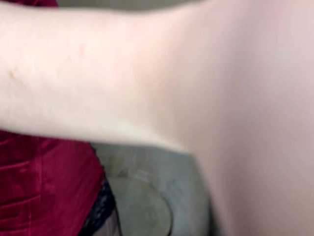  lilSilvian chat room