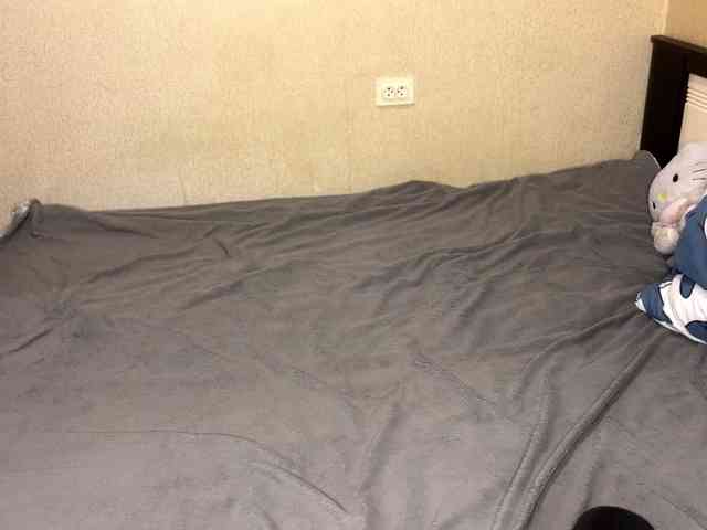lilSilvian webcam