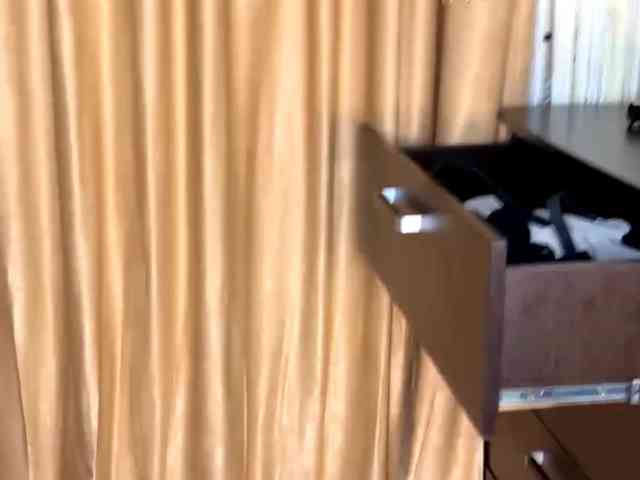 lilSilvian webcam