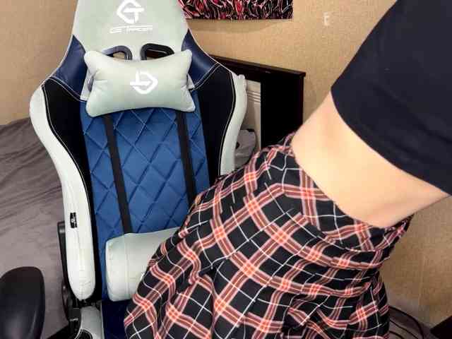 lilSilvian webcam