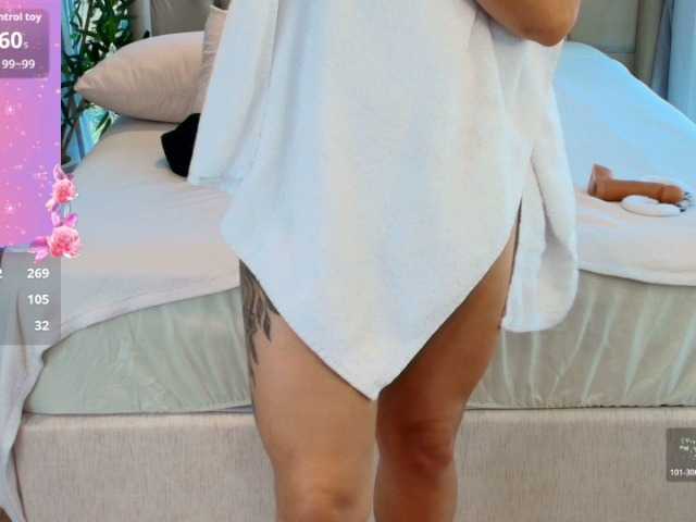 Florence-Ford live cam on BongaCams