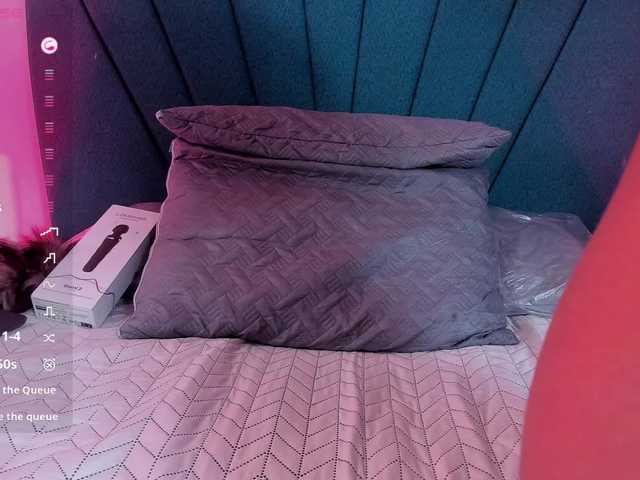 Chloe-wish1's BongaCams show and profile