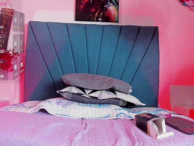 Chloe-wish1's BongaCams show and profile