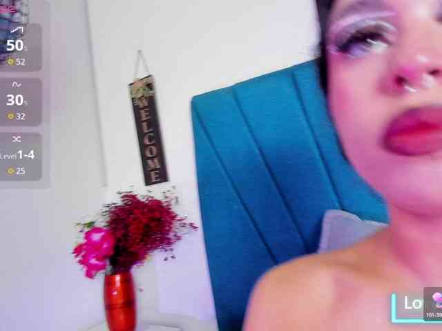 Chloe-wish1 webcam