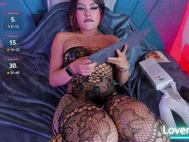 Chloe-wish1 webcam