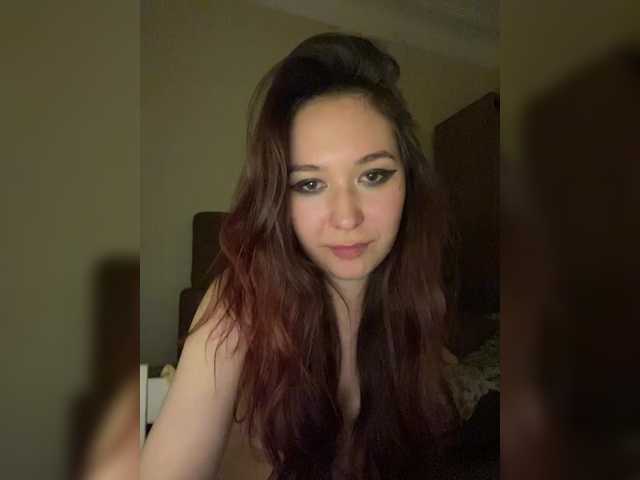 Estetka live cam on BongaCams