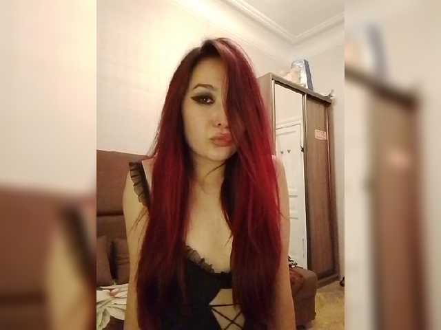 Estetka live cam on BongaCams
