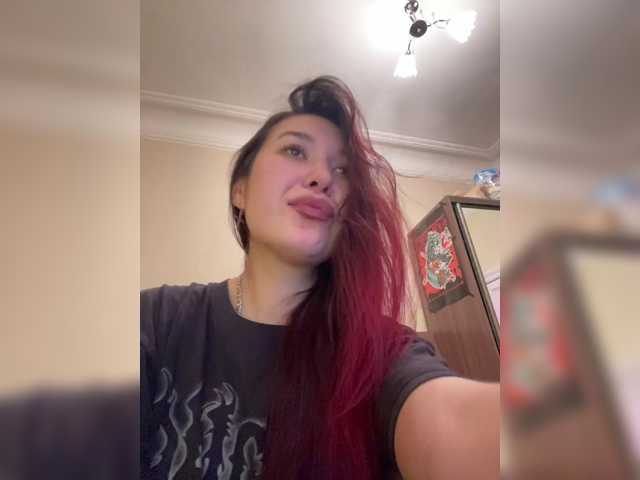 Estetka live cam on BongaCams