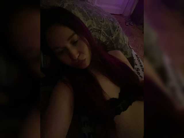Estetka live cam on BongaCams