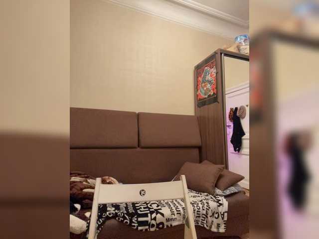 Estetka live cam on BongaCams