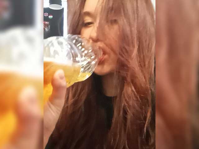 Estetka live cam on BongaCams