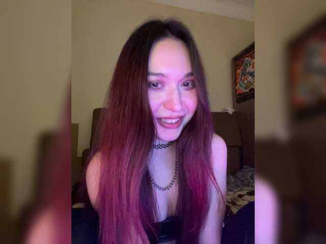Estetka, en directo ahora en BongaCams