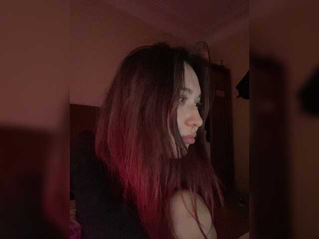 Estetka live cam on BongaCams