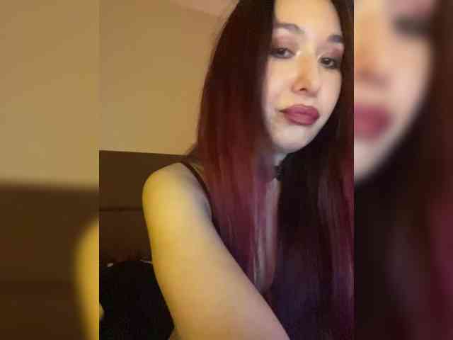 Estetka's webcam live show