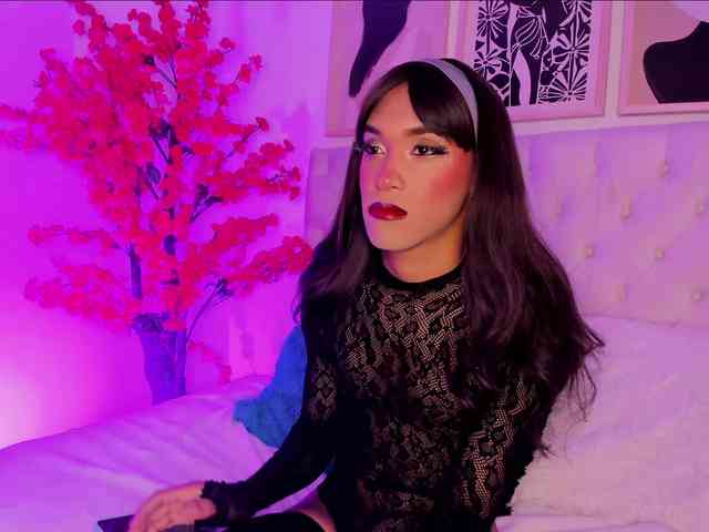 PaulaHills Live Webcam on BongaCams