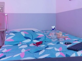 dominikk018's Live Webcam