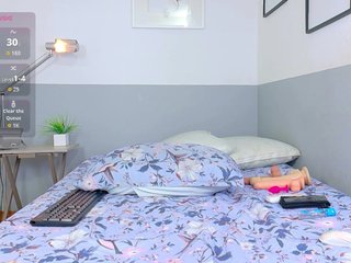 dominikk018's Live Webcam