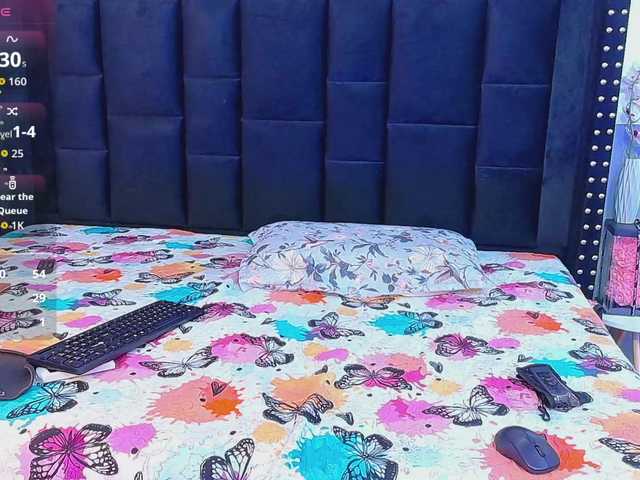 dominikk018 live webcam show