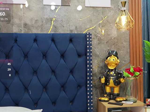 dominikk018 live cam on BongaCams