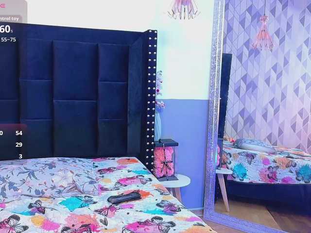 dominikk018 live webcam show