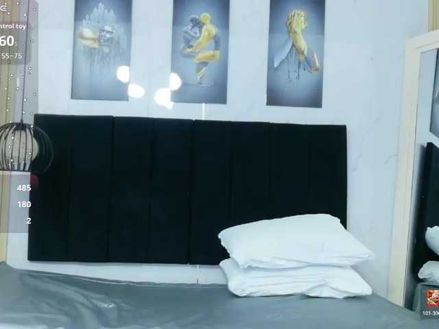 dominikk018 live cam on BongaCams