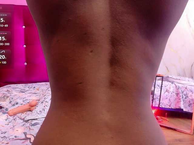 dominikk018 live cam preview