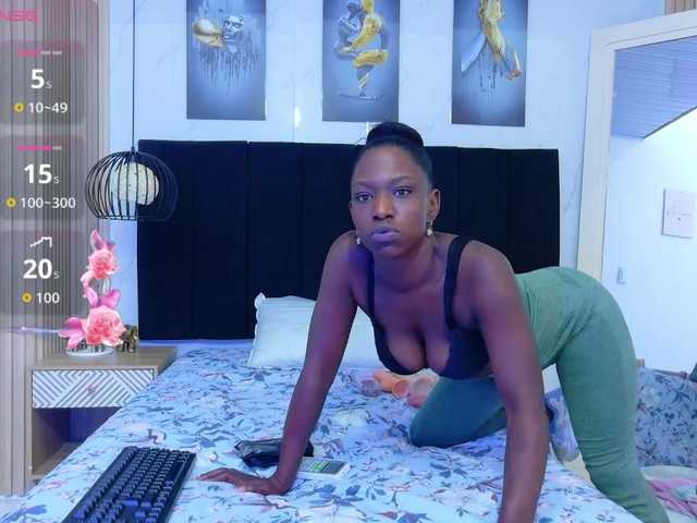 dominikk018 live cam on BongaCams