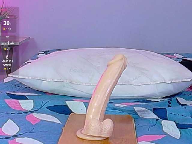 dominikk018 live cam on BongaCams