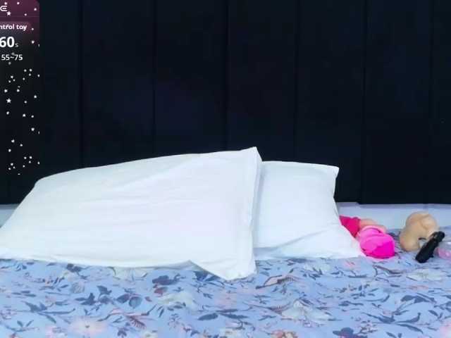 dominikk018 live cam on BongaCams