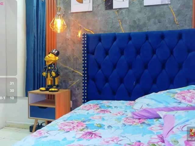 dominikk018 live webcam show