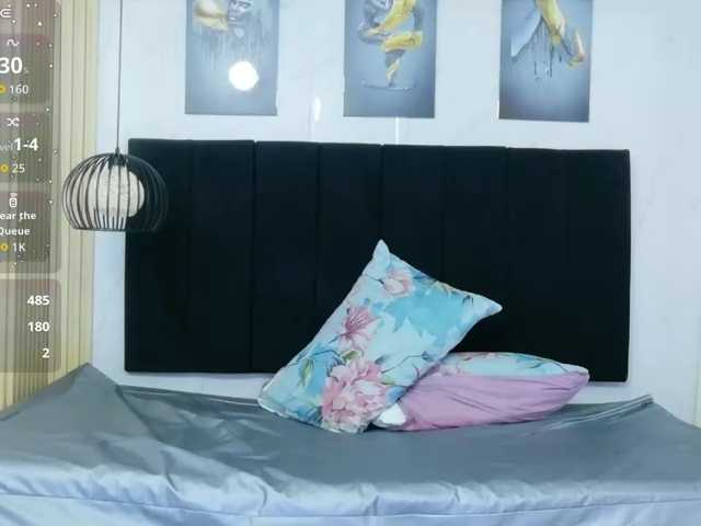 dominikk018 live cam on BongaCams