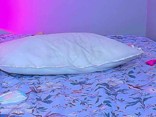 dominikk018 live webcam show