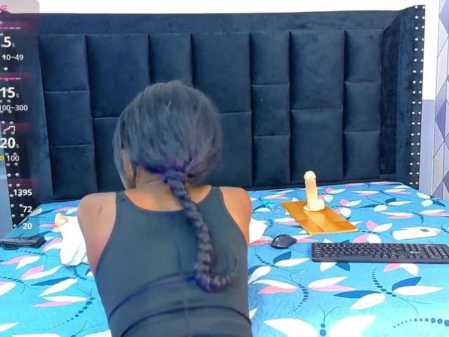 dominikk018 live cam on BongaCams