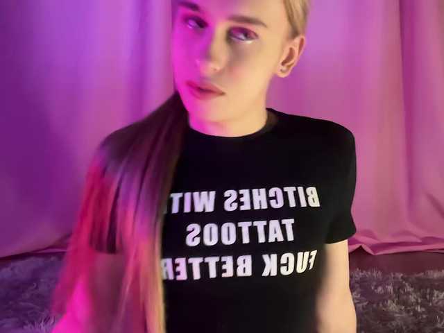 Anya1-1 live cam
