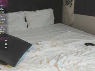 LunaaBee Porn Show