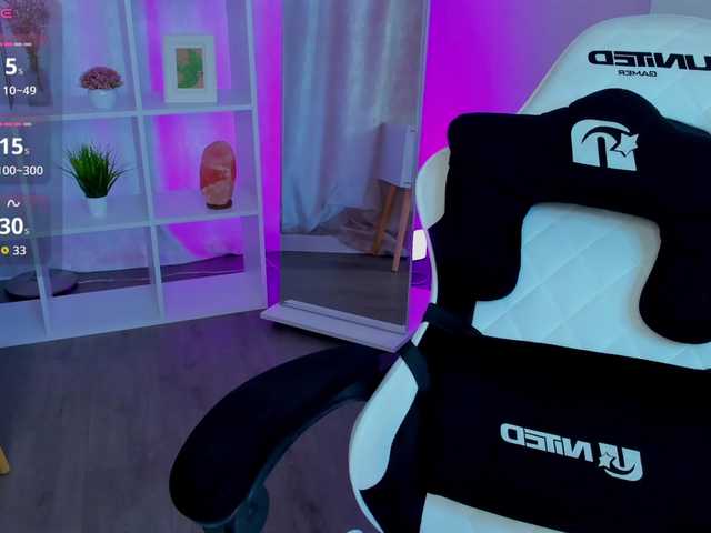 LunaaBee live cam on BongaCams