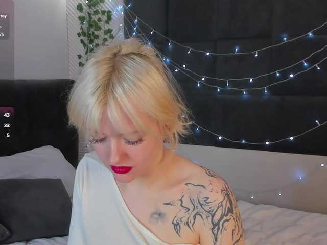 LunaaBee webcam