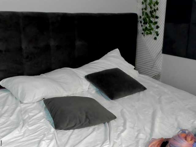 LunaaBee live cam on BongaCams