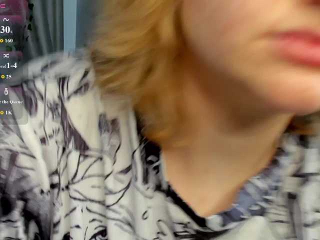 LunaaBee live cam on BongaCams