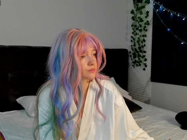 LunaaBee live cam on BongaCams