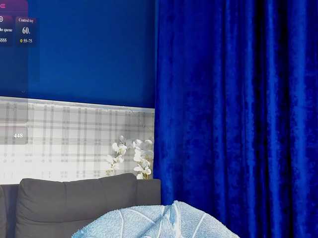 LunaaBee live cam on BongaCams