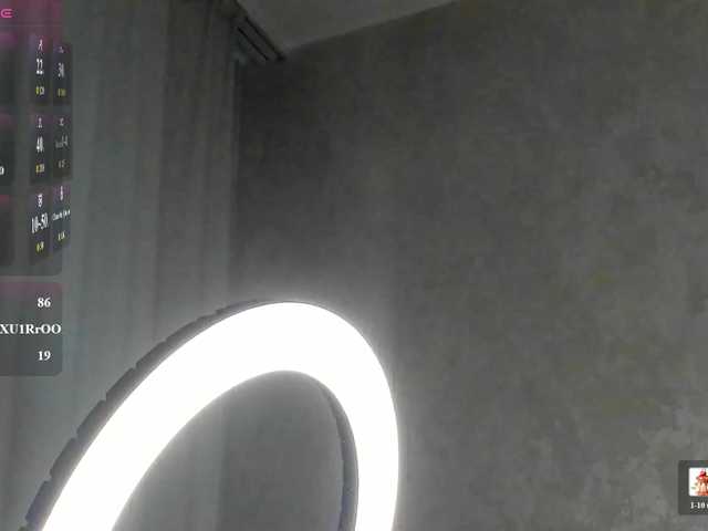 LunaaBee live cam on BongaCams